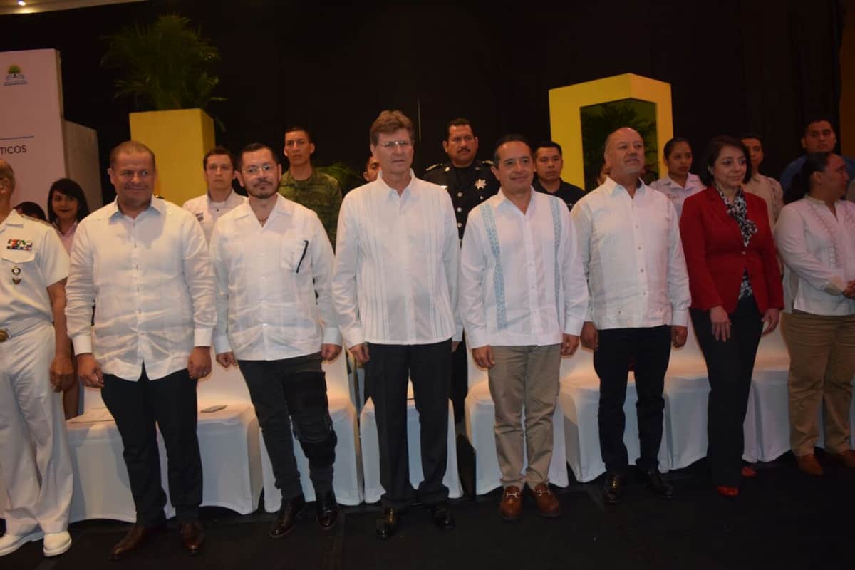 Propone Sectur que hoteles hagan recuperación de playas