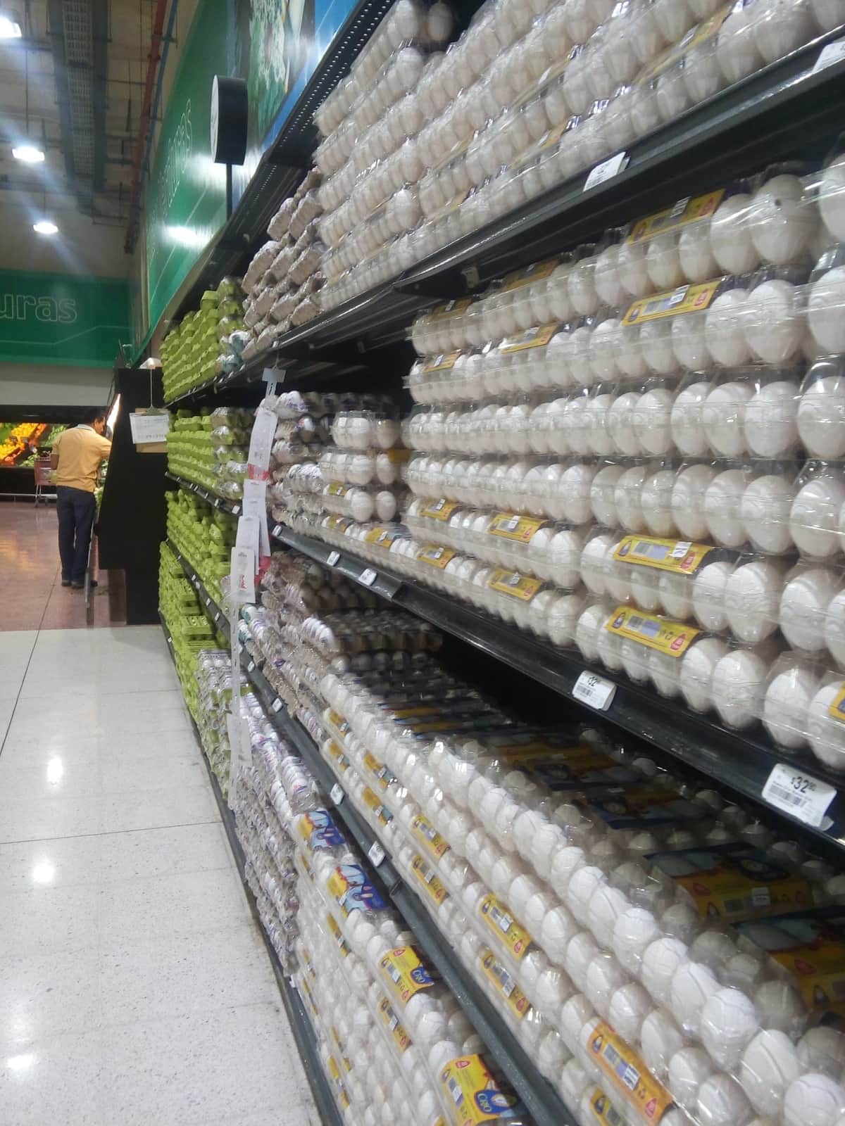 Ahora sube el precio del huevo por el 'gasolinazo'