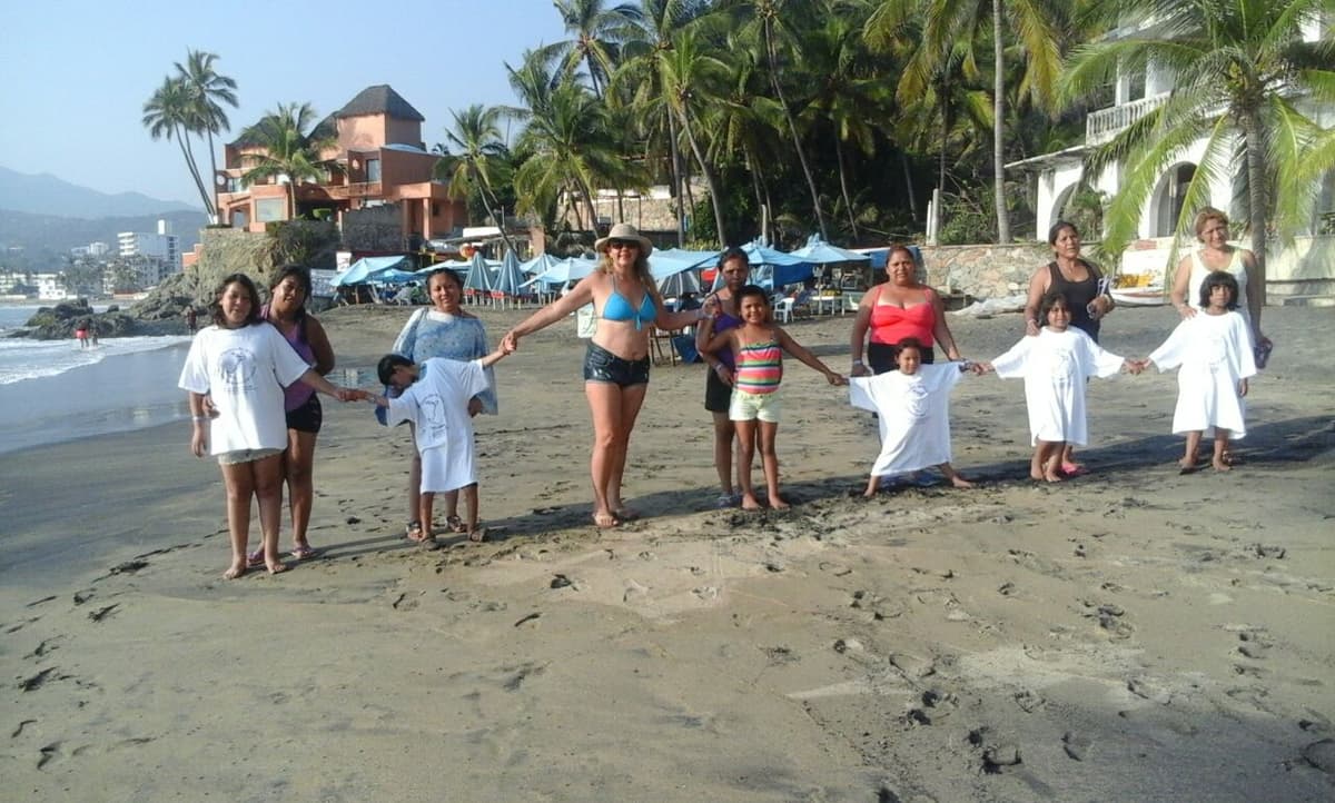 Niños con cáncer cumplen su sueño de conocer el mar