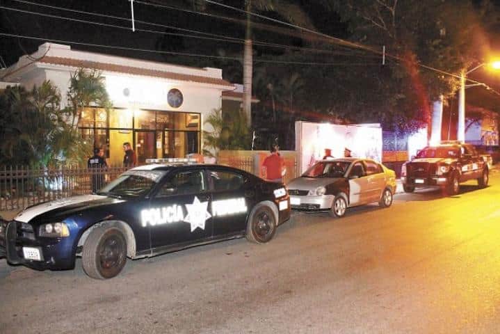Investigan caso de preventivos acusados de extorsionar en Cancún