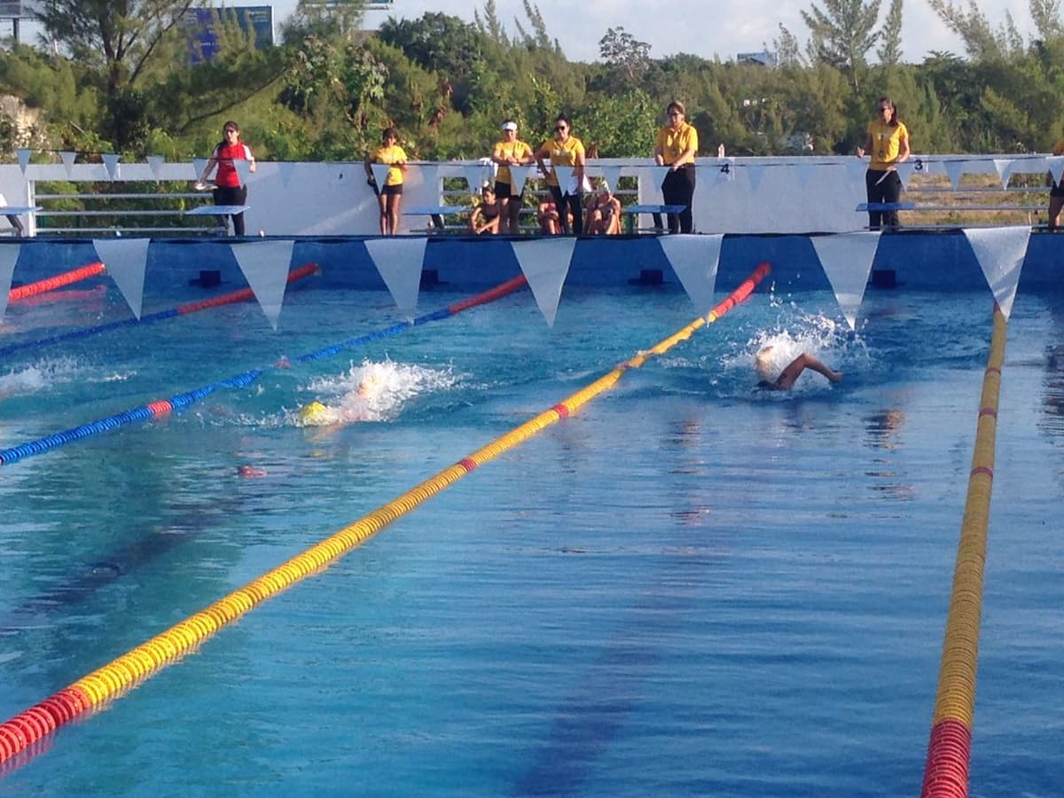 Triatletas se preparan para la Olimpiada Nacional
