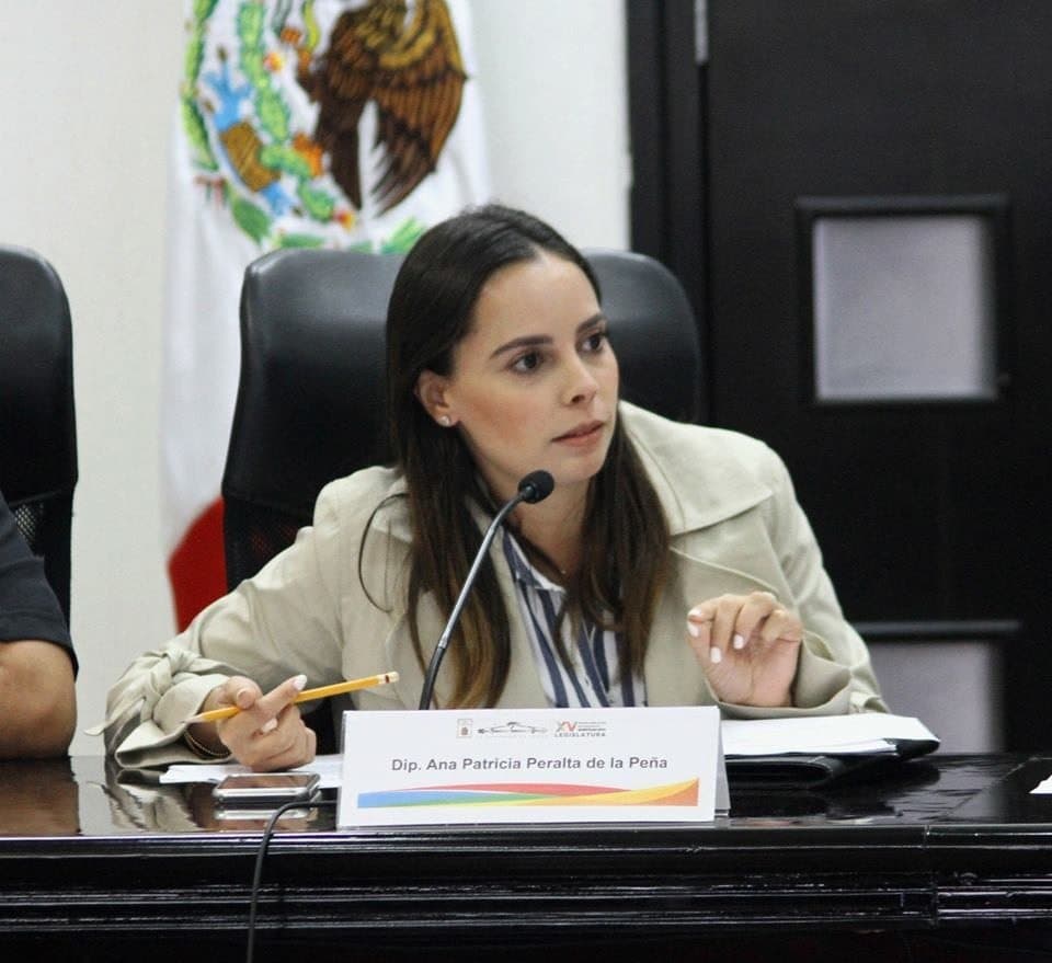 Ana “Paty” Peralta, firme por el III Distrito