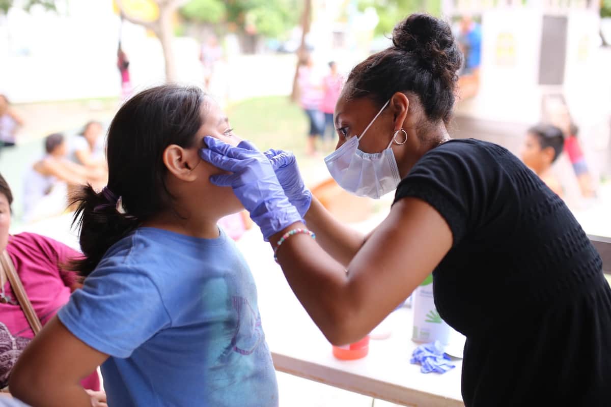 Brindan brigadas médicas municipales, más de siete mil consultas a solidarenses en dos meses