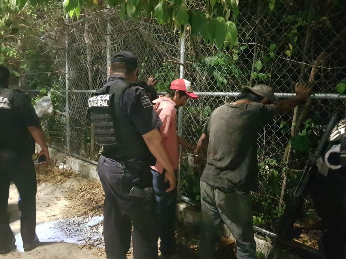 Atrapan a cuatro supuestos asaltantes en Playa