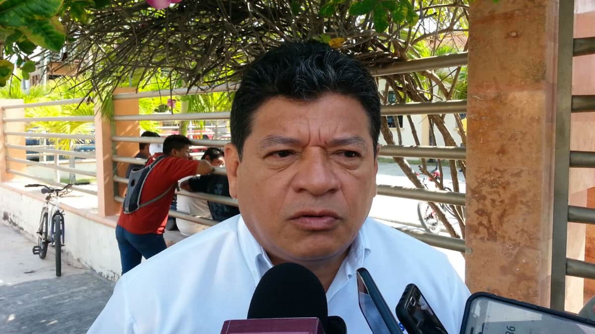 Arranca Luis Torres Llanes campaña “bien posicionado”