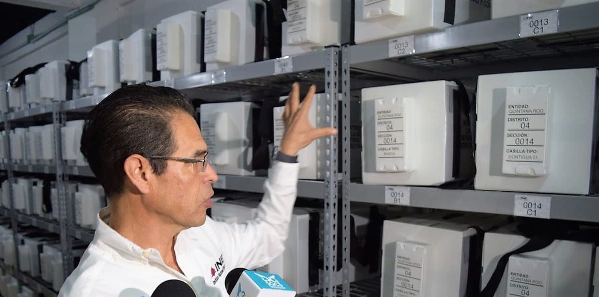 Llega material electoral a Cancún