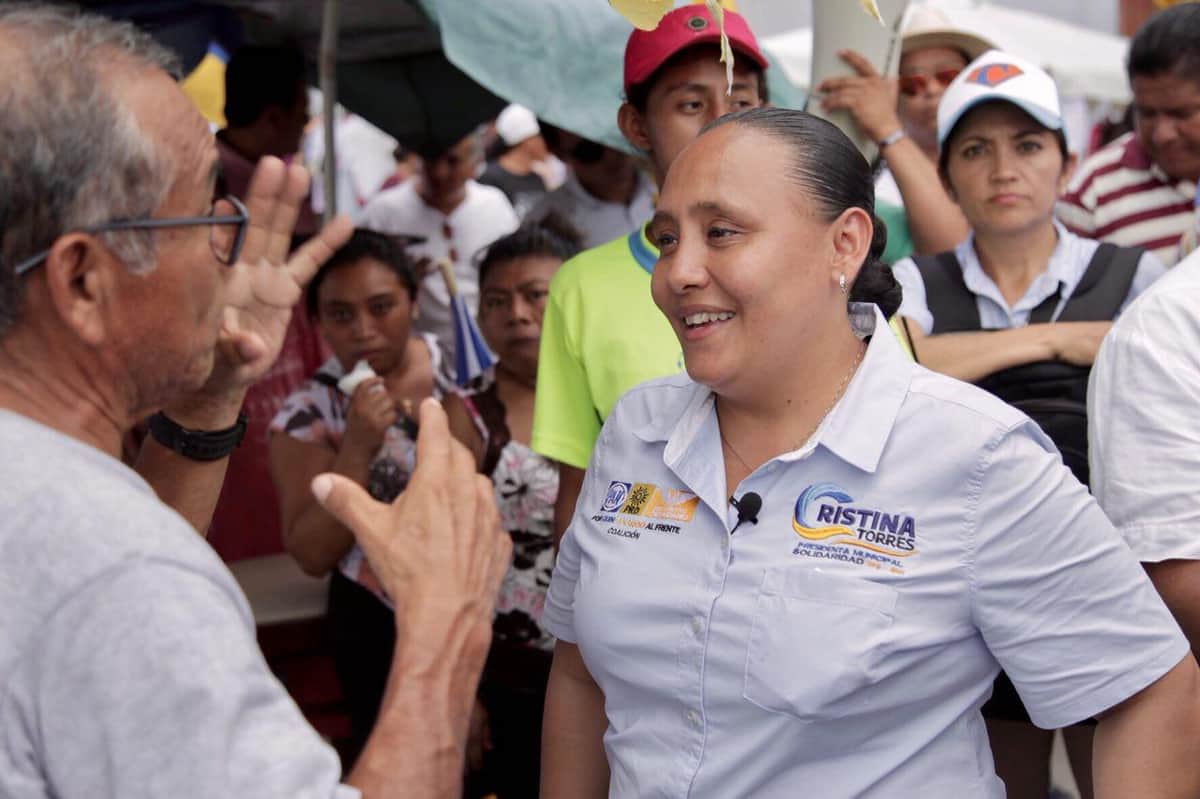 Construirá Cristina Torres polideportivo en Villas del Sol