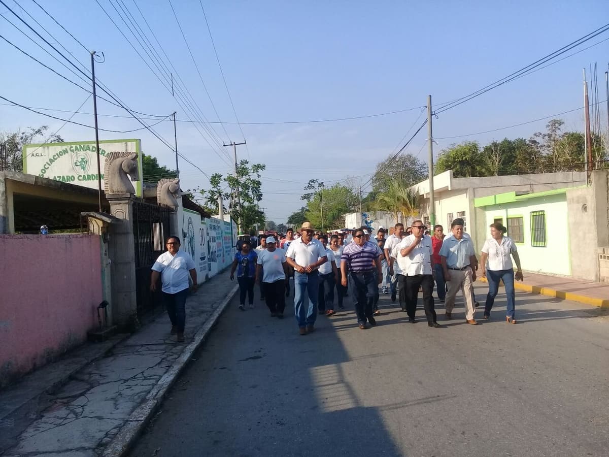 Protestan tricicleros en Kantunilkín contra la CROC