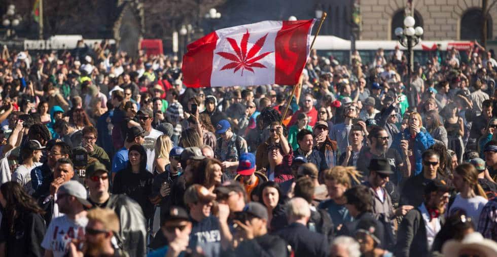 Canadá aprueba uso recreativo de la marihuana