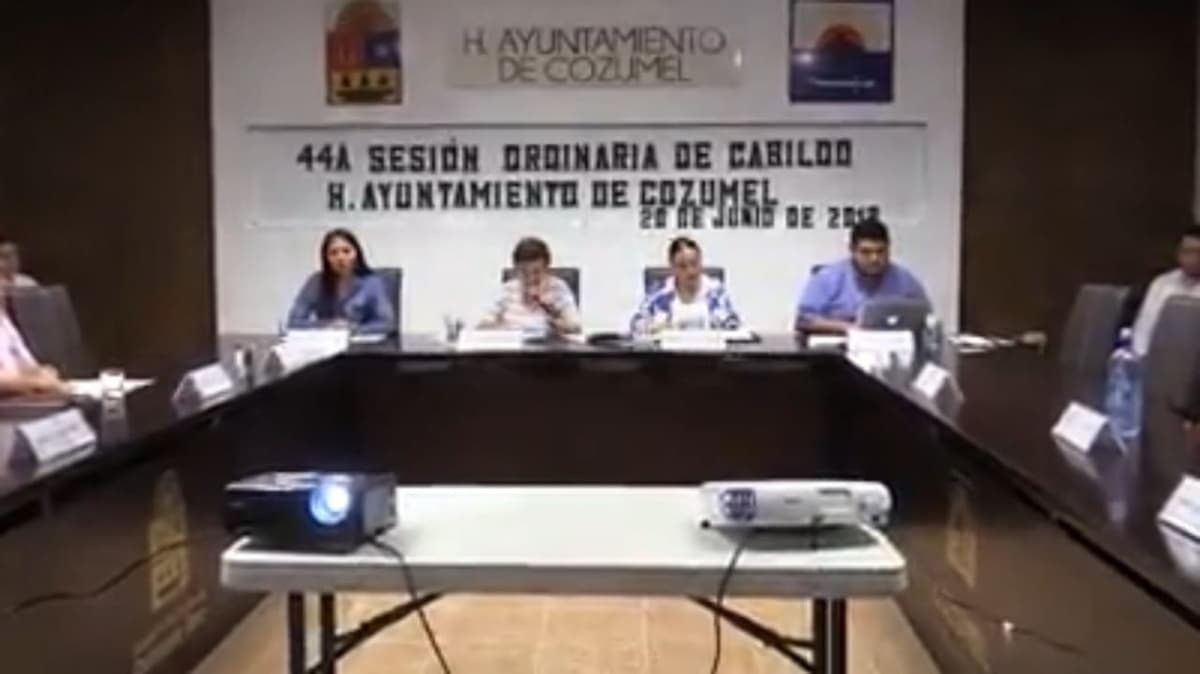 Se rebelan regidores contra Perla Tun; no asisten a sesión