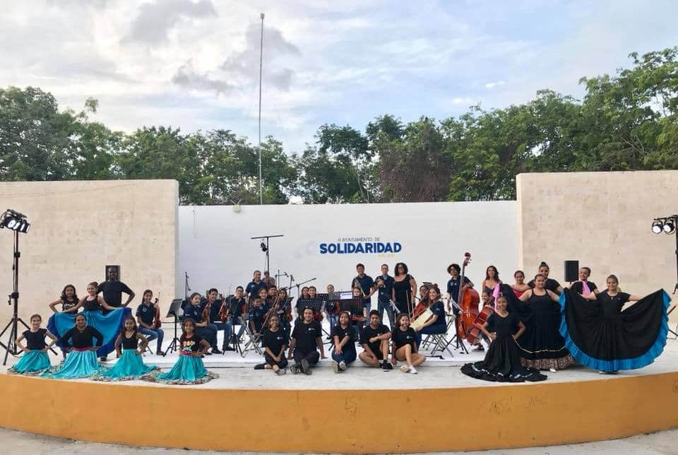 Viaja la Caravana Cultural playense por parques de la ciudad