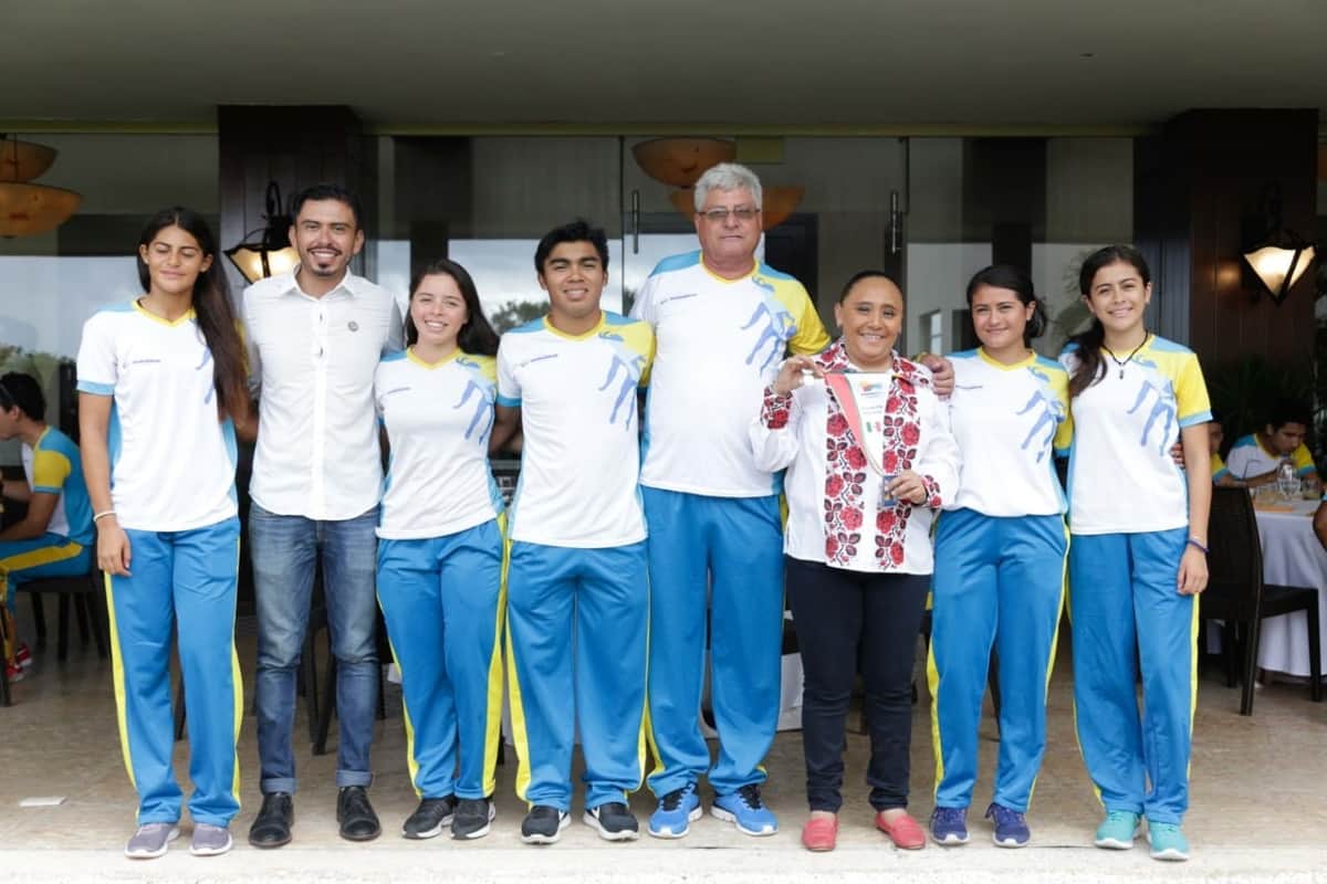 Reconoce Cristina Torres a jóvenes medallistas olímpicos de Solidaridad
