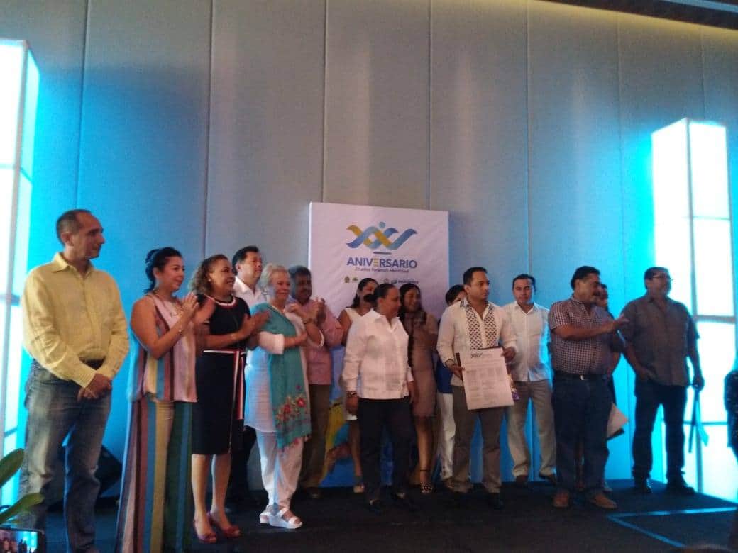 Llama Cristina Torres a sentirse orgullosos y dar lo mejor de cada uno por Solidaridad