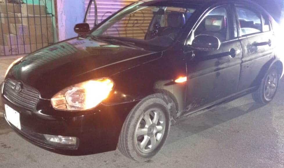 Detienen a tres sujetos por portación de arma