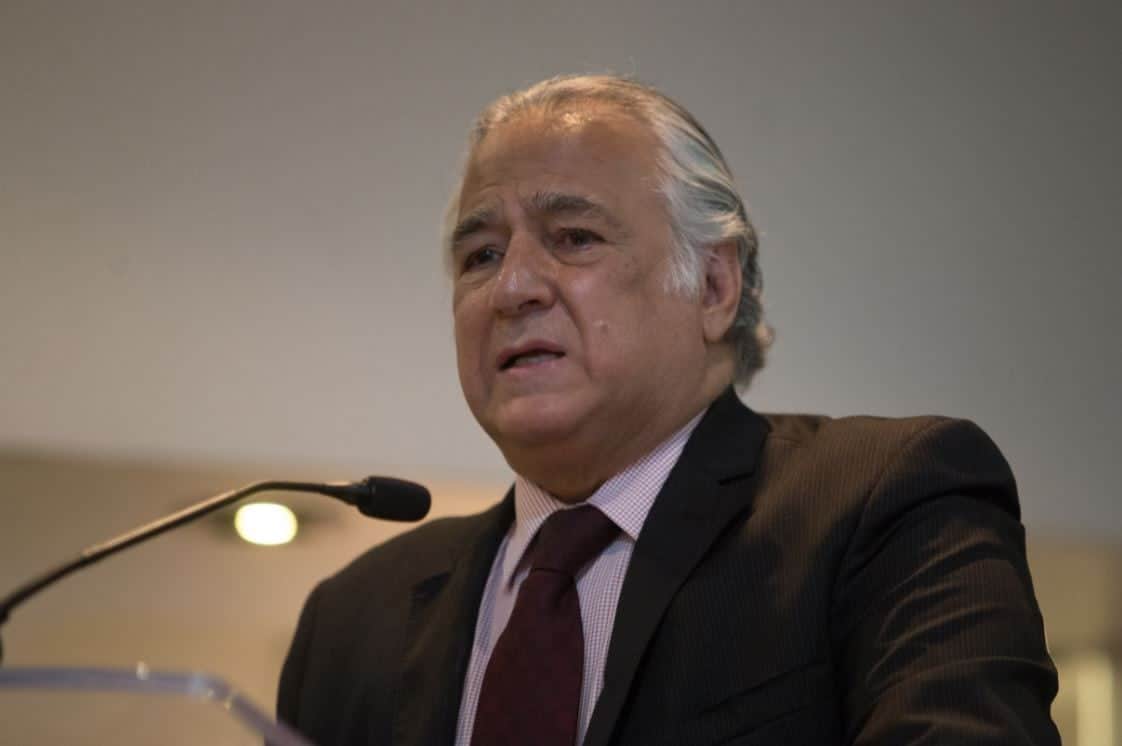 Miguel Torruco analiza el futuro de México y propone una solución