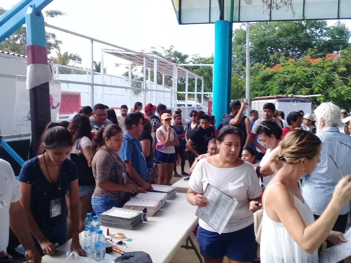 Empleados hoteleros se quedan sin votar por "falla" de tiempo