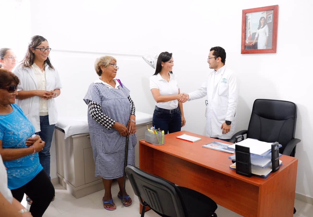 Más de 80 mil consultas médicas gratuitas otorgadas en gestión de Laura Fernández