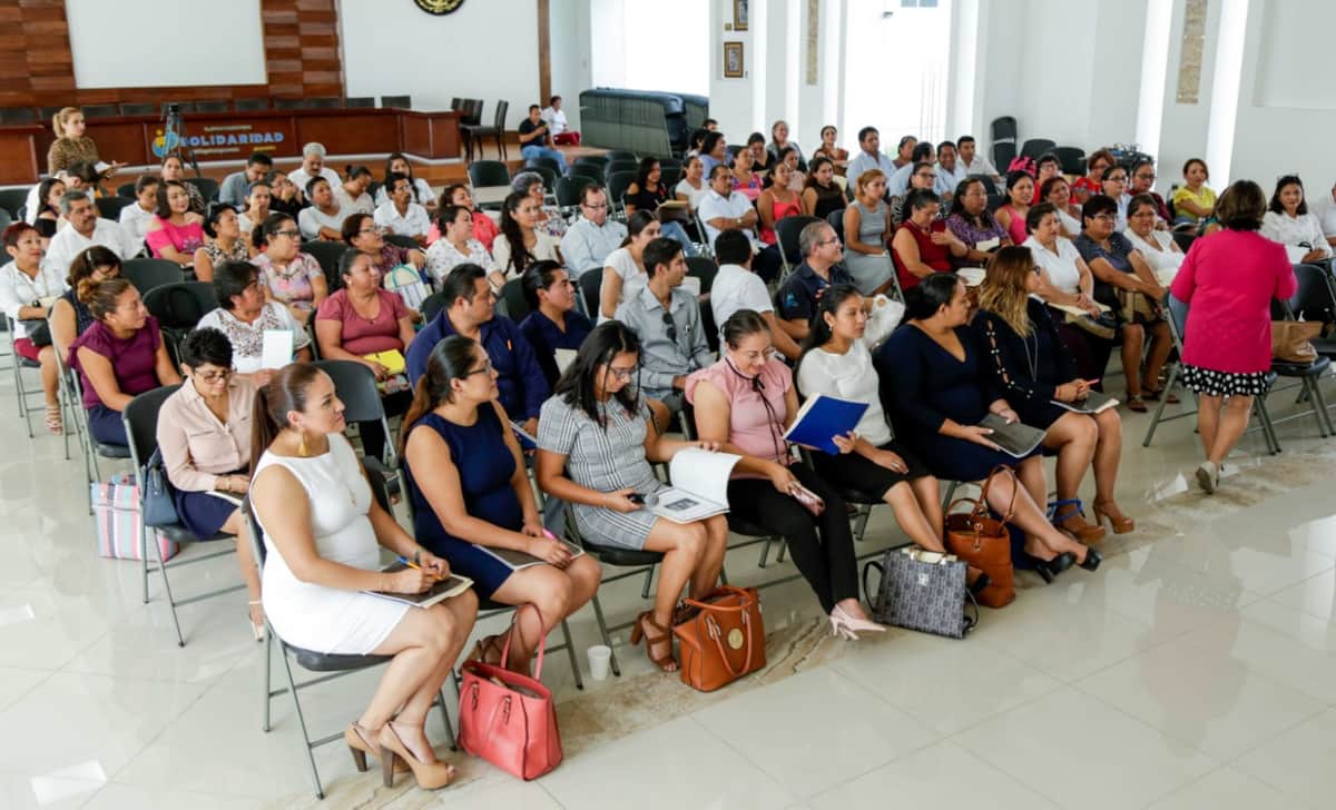 Buscan mejorar servicios del Registro Civil en Quintana Roo
