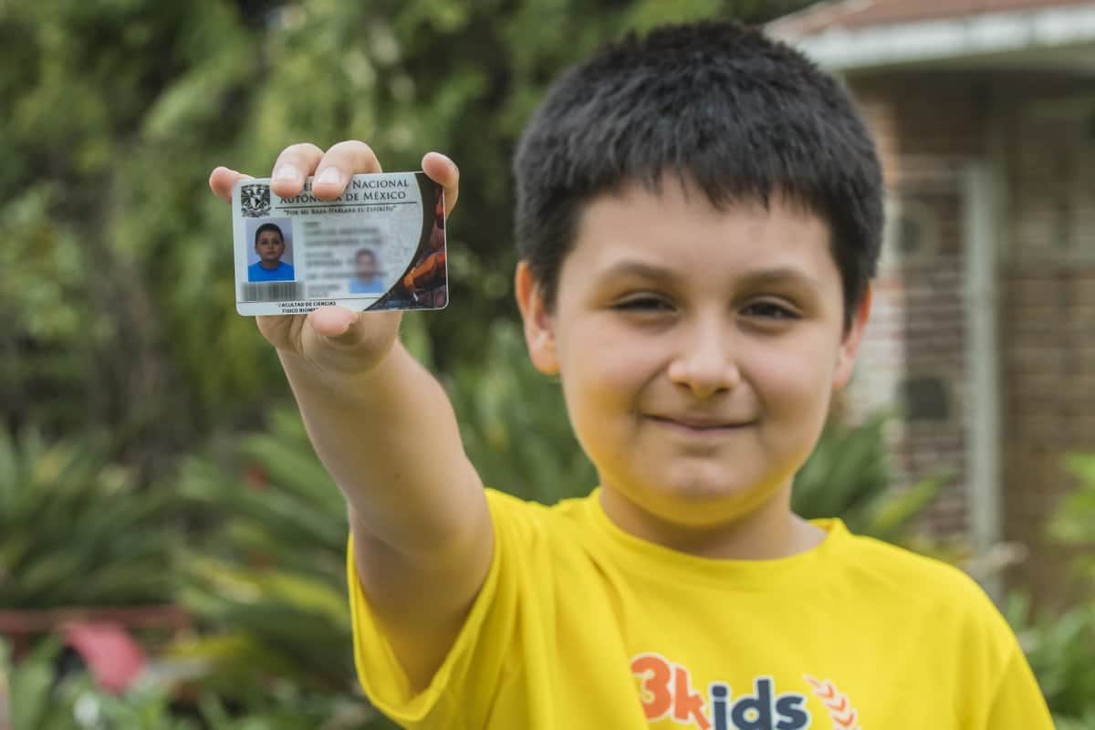 Niño genio de 12 años entra a una licenciatura en la UNAM
