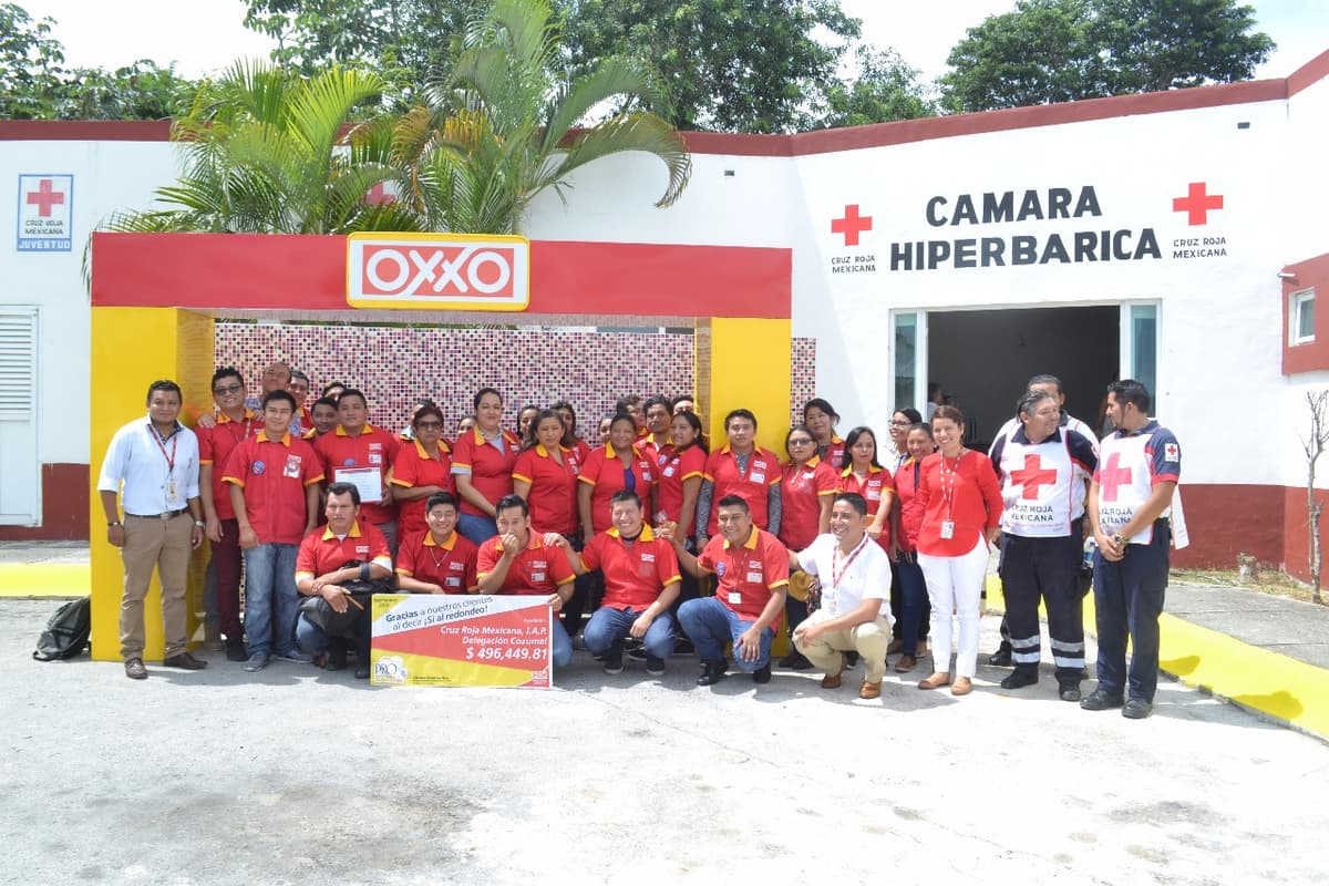 Oxxo dona cerca de medio millón de pesos a la Cruz Roja de Q. Roo