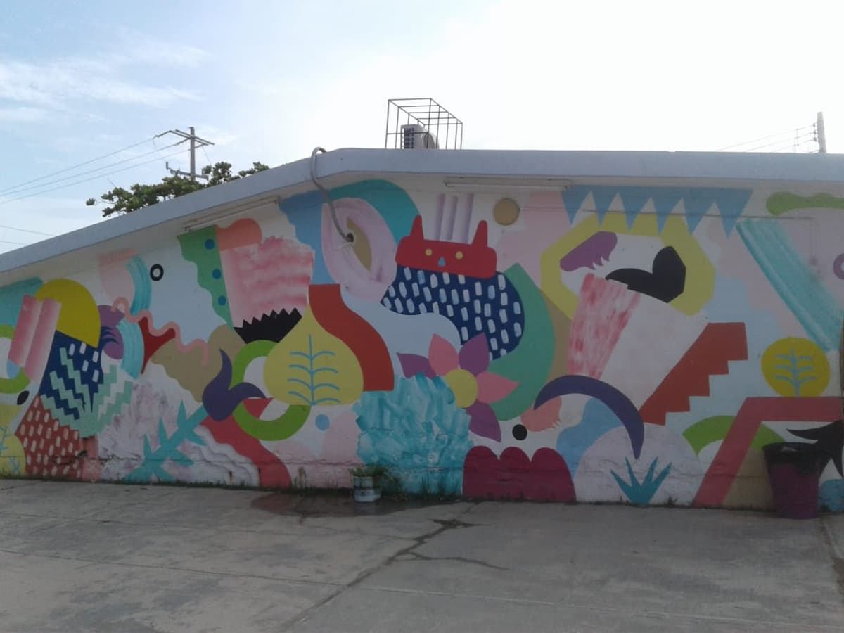 Llevan arte a las escuelas de Cancún