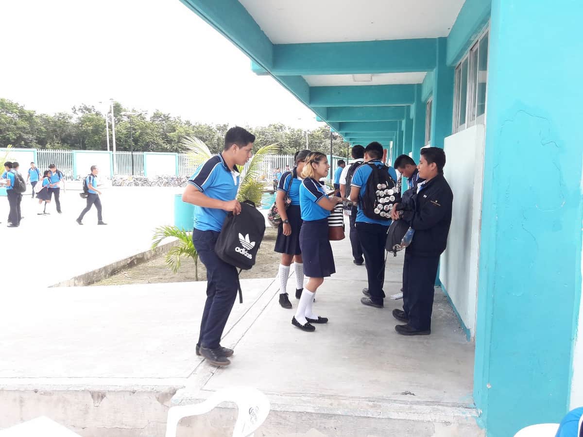 Profesores de Cetmar Cozumel, faltan al respeto a sus alumnos