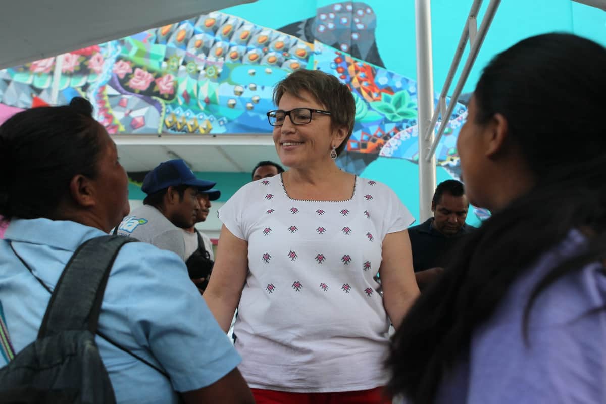 Laura Beristain se compromete a cumplir con promesas de campaña