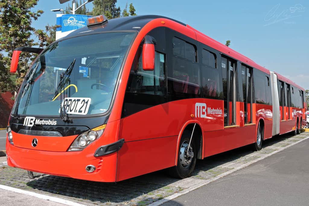 Transportistas de Cancún anuncian metrobús hasta Tulum