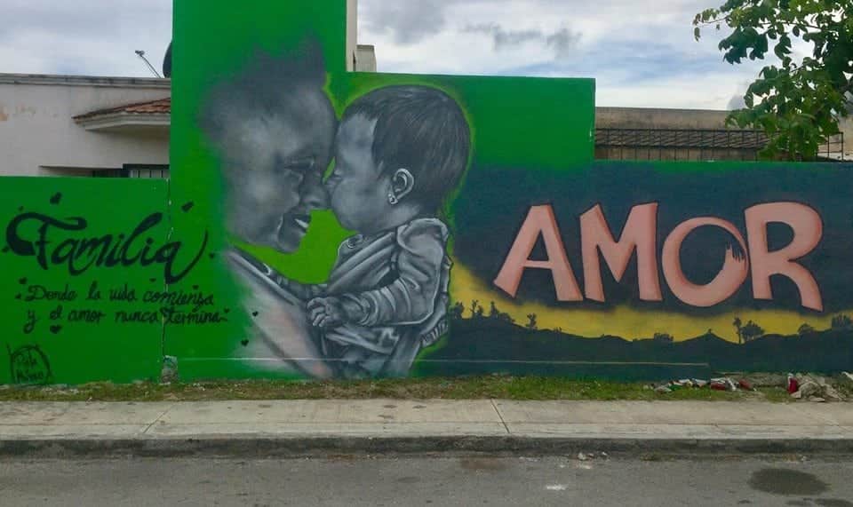 Murales Pro Vida en Playa del Carmen