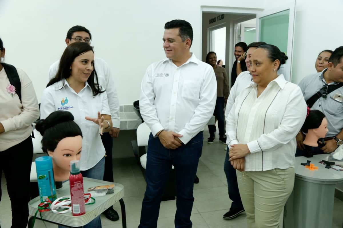 Solidaridad beneficia a su población con cursos y talleres gratuitos