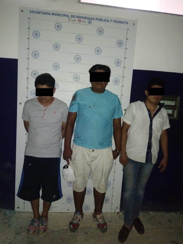 Captura Policía a asaltantes que operaban en un taxi