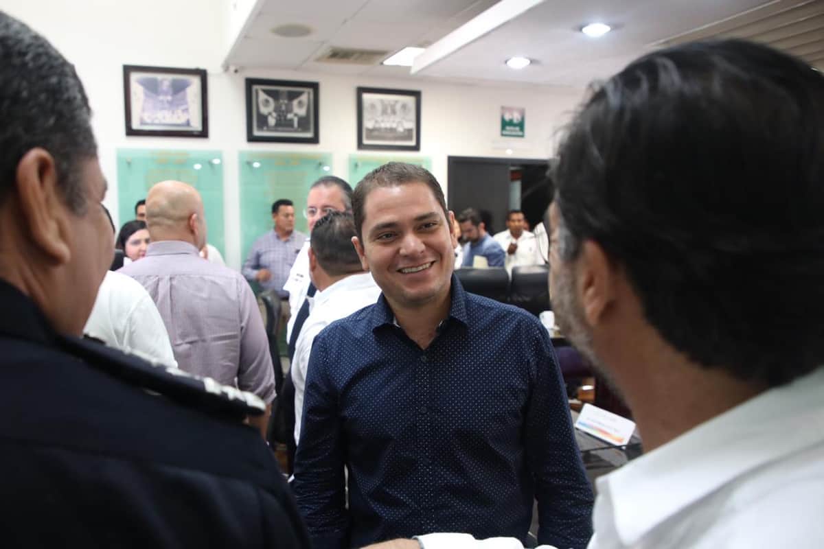 Buscarán especialistas para nutrir Ley sobre Legítima Defensa: Carlos Pereyra