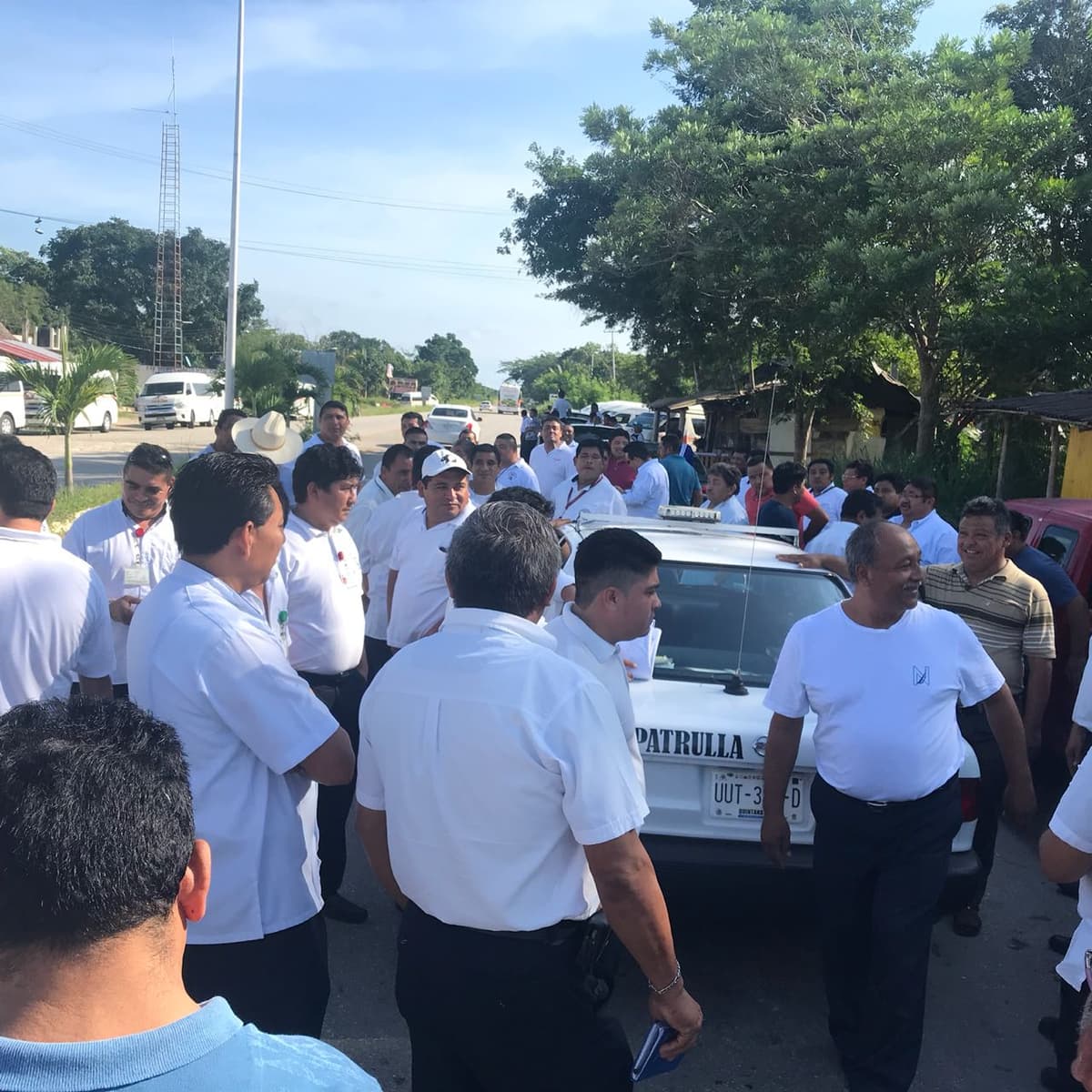 Se logra una tregua en el conflicto entre transportistas de Tulum y Carrillo Puerto