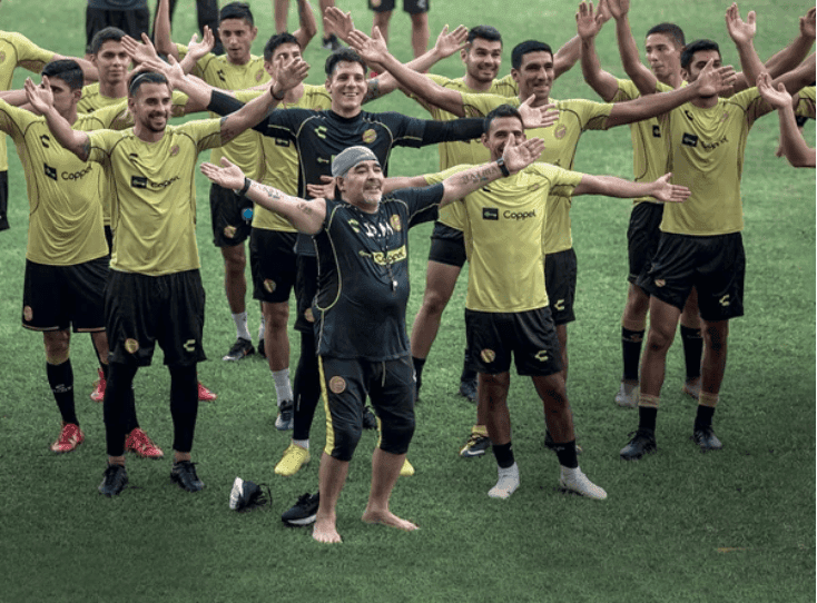 Conoce los lujos de Maradona en México