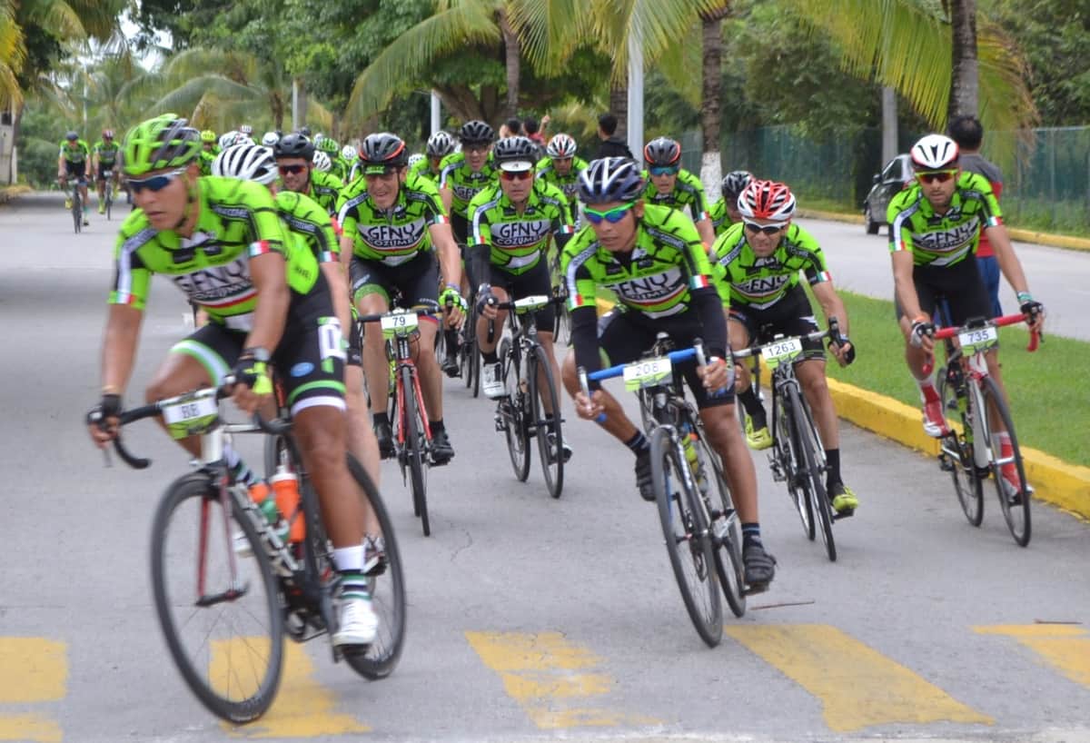 Ciclistas llegan a Cozumel para el Gran Fondo de Nueva York