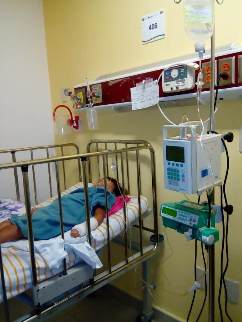Solicitan apoyo para operar a una niña internada en el Hospital General