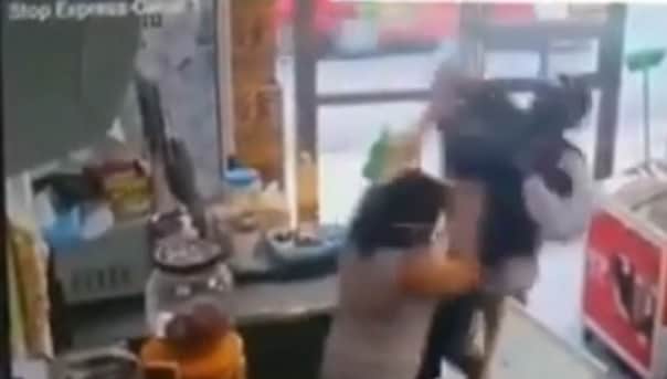 Asalto a comercio en Cozumel queda grabado en video