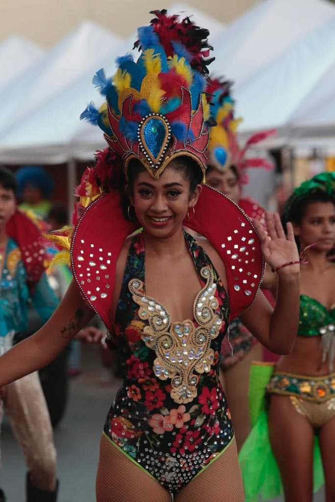Con gran éxito arrancó el "Carnaval del Mundo" en Playa del Carmen