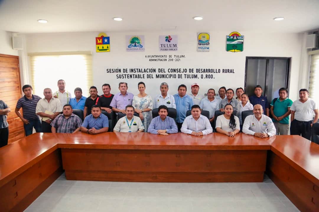 Más oportunidades para productores y artesanos rurales: Víctor Mas