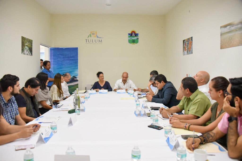 Crearán fideicomiso para atender recale de sargazo en Tulum