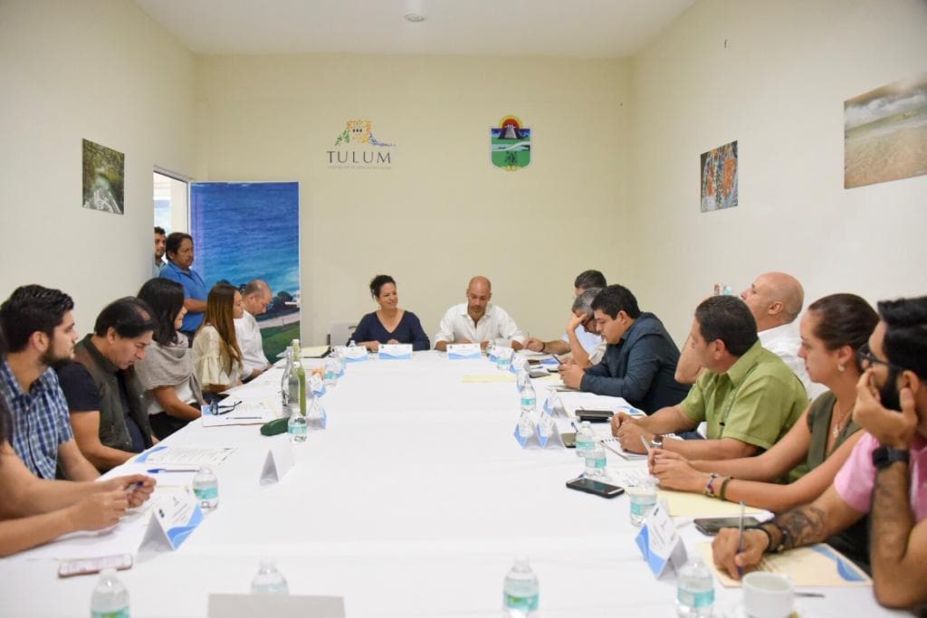 Crearán fideicomiso para atender recale de sargazo en Tulum