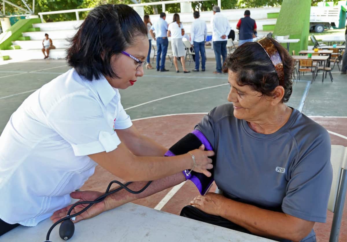 Consolida Mara Lezama el trabajo social en Benito Juárez