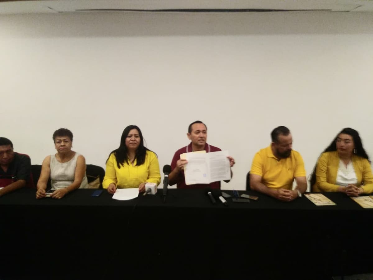 Renuncia Nivardo Mena al PT, se suma al PRD