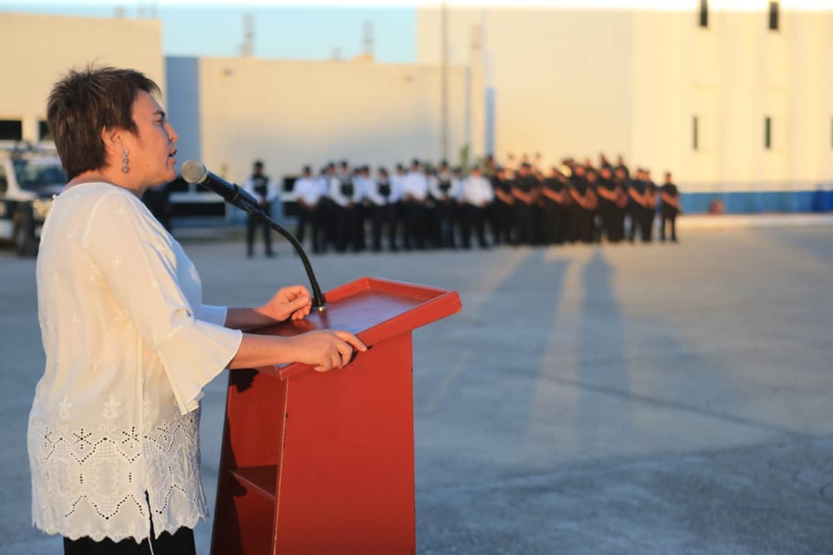 Laura Beristain comprometida con las necesidades de los policías