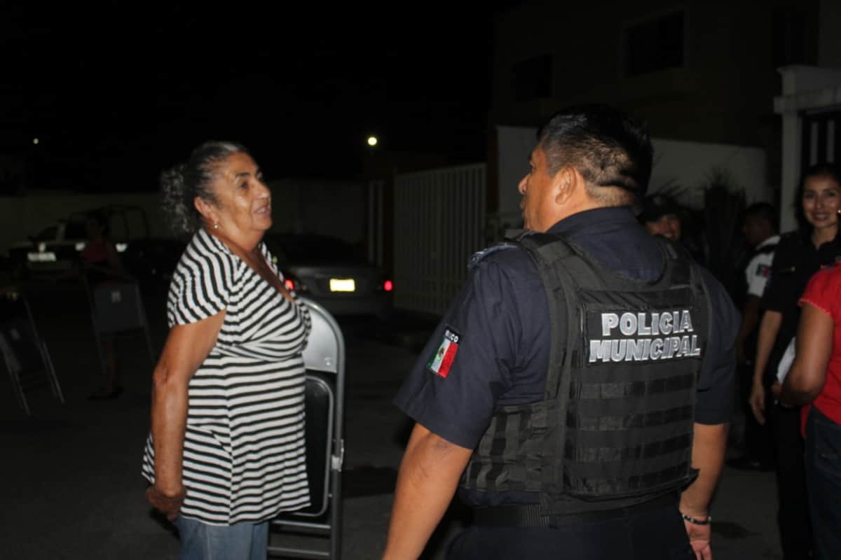 Policía de Solidaridad mantiene cercanía con la gente