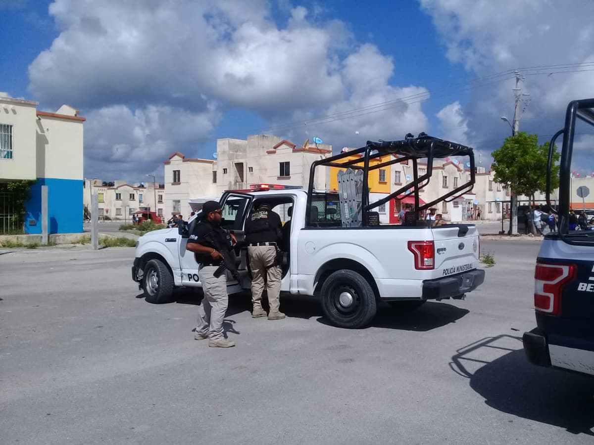 Balacera deja 3 muertos y 2 heridos en Benito Juárez