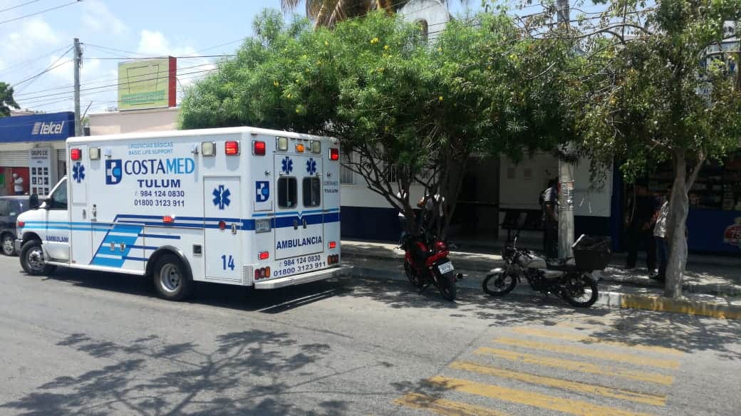 Muere joven en consultorio de farmacia de Solidaridad