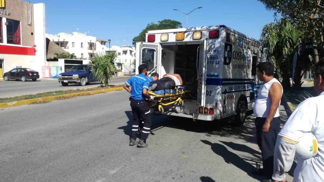 Imprudente conductor derrapa sobre avenida CTM