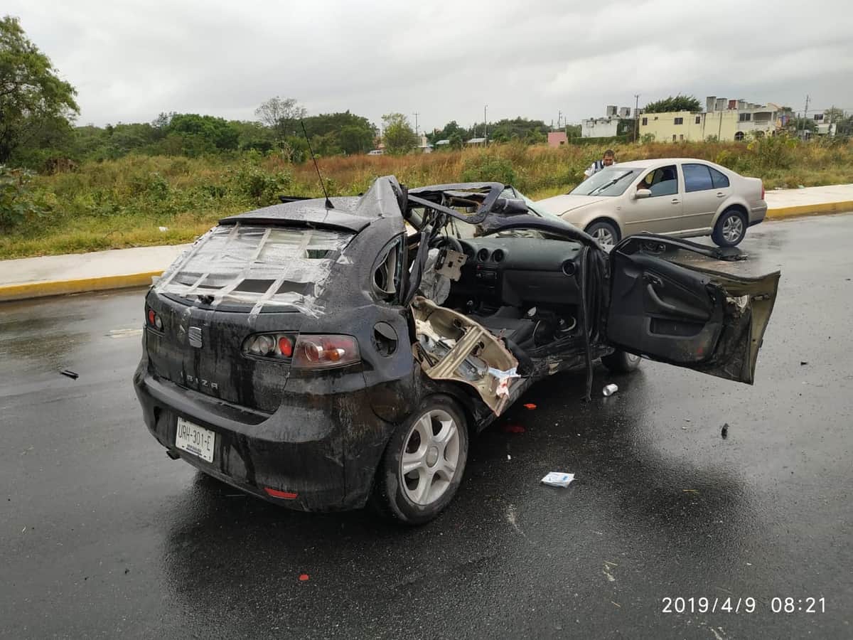 Lluvia y exceso de velocidad dejan múltiples accidentes en Cozumel