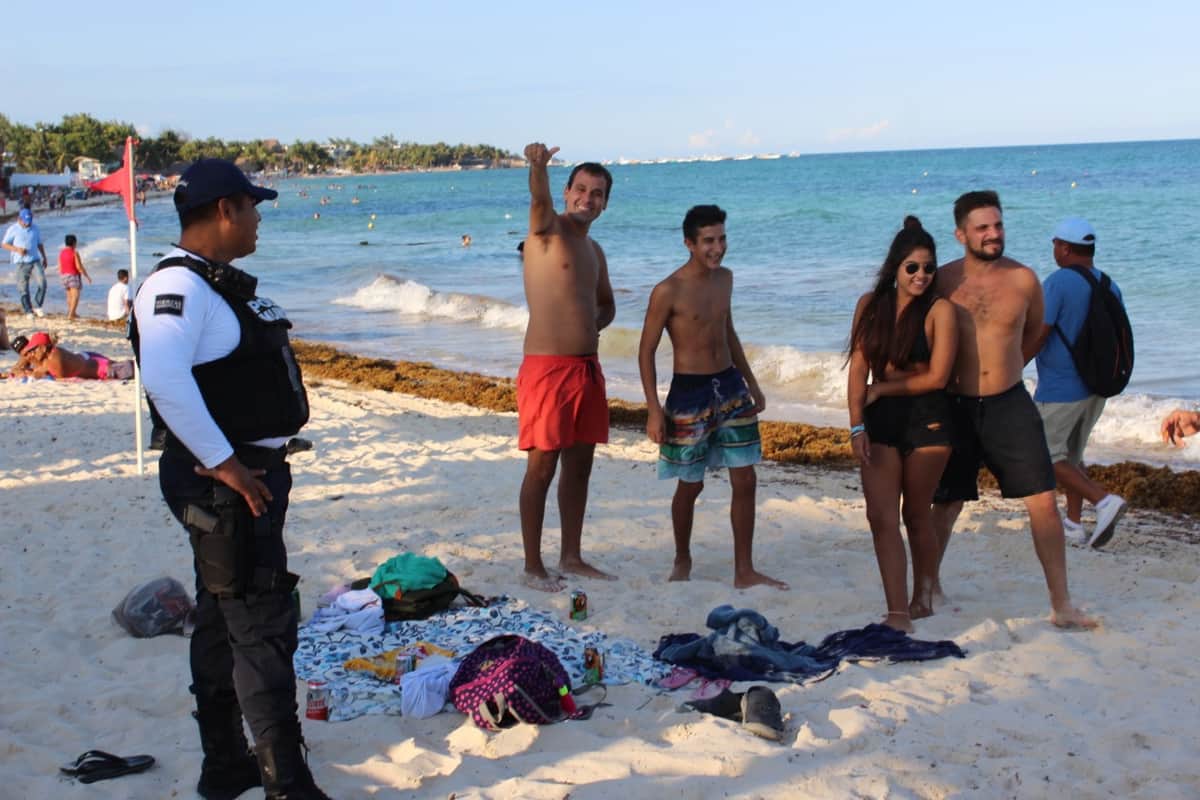 Policía Turística de Solidaridad garantiza seguridad de visitantes en Semana Santa